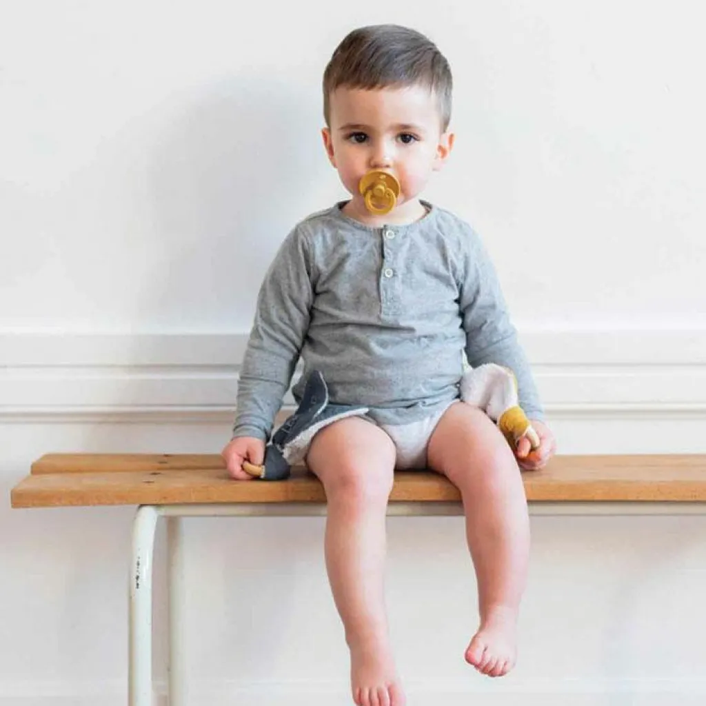 Anneau de dentition en bois Jaune moutarde (personnalisable) Jouet / Anneau De Dentition