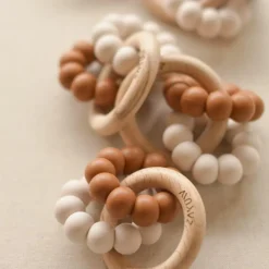 Discount Anneau de dentition Sedna Châtaigne Jouet / Anneau De Dentition