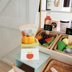 Online Balance en bois Jour du marché Marchand