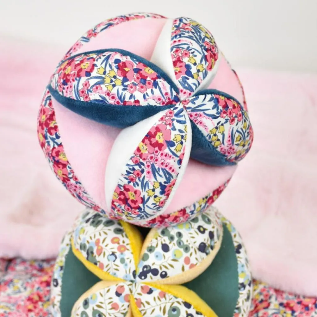 Outlet Balle de préhension Boh'aime Faon (15 cm) Balle / Cube D'Activités