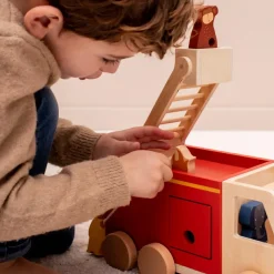 Discount Camion de pompier en bois All animals - Reconditionné Petites Voitures, Véhicules Et Circuits