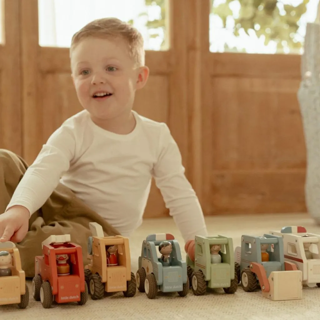 Clearance Camion grue en bois Petites Voitures, Véhicules Et Circuits