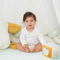 Hot Cube d'activités Au Large de Nova Balle / Cube D'Activités