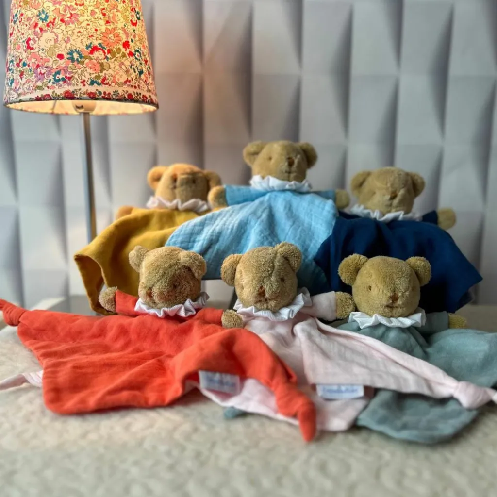 Doudou plat avec hochet Ours Vieux Rose Doudou Plat