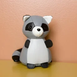 Hochet Denver le petit raton laveur Tiny Friends Hochet