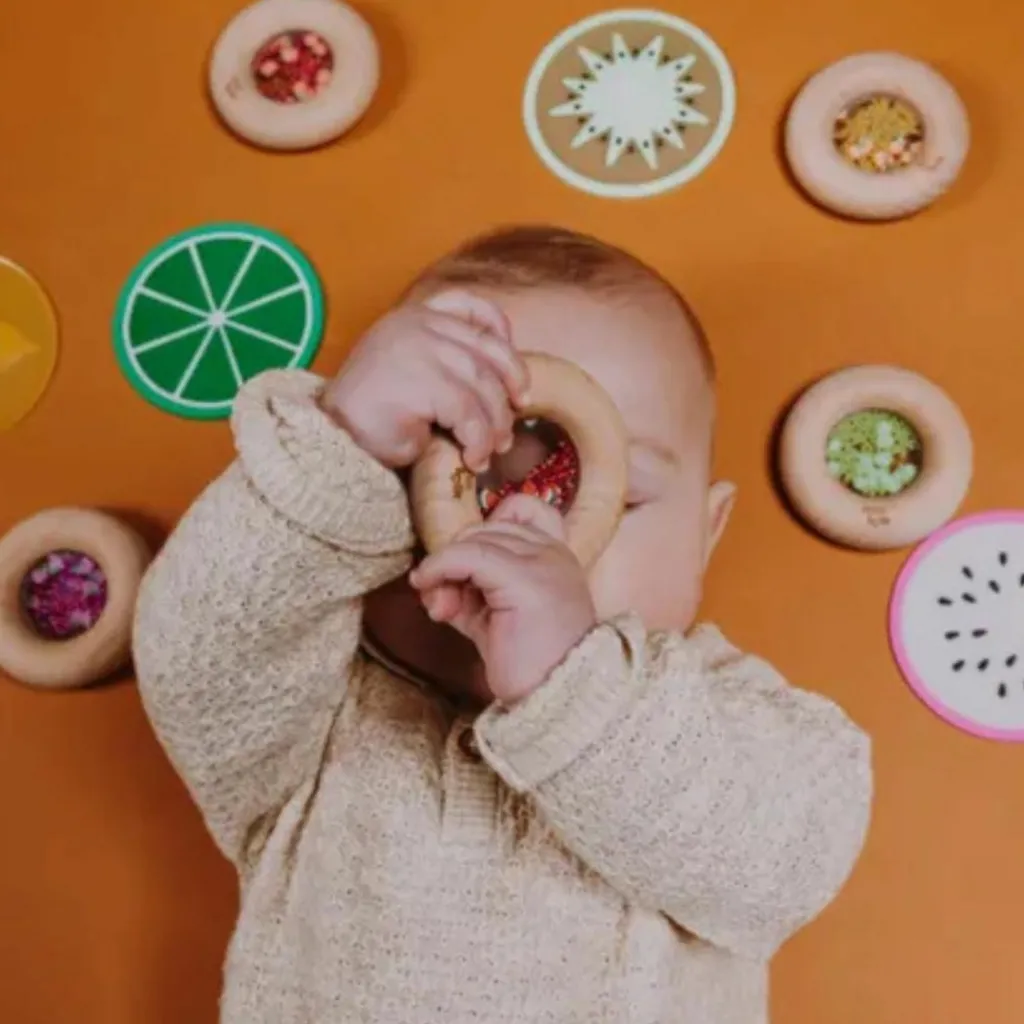 New Hochet sensoriel Sensory Donut tomates Bouteille Sensorielle