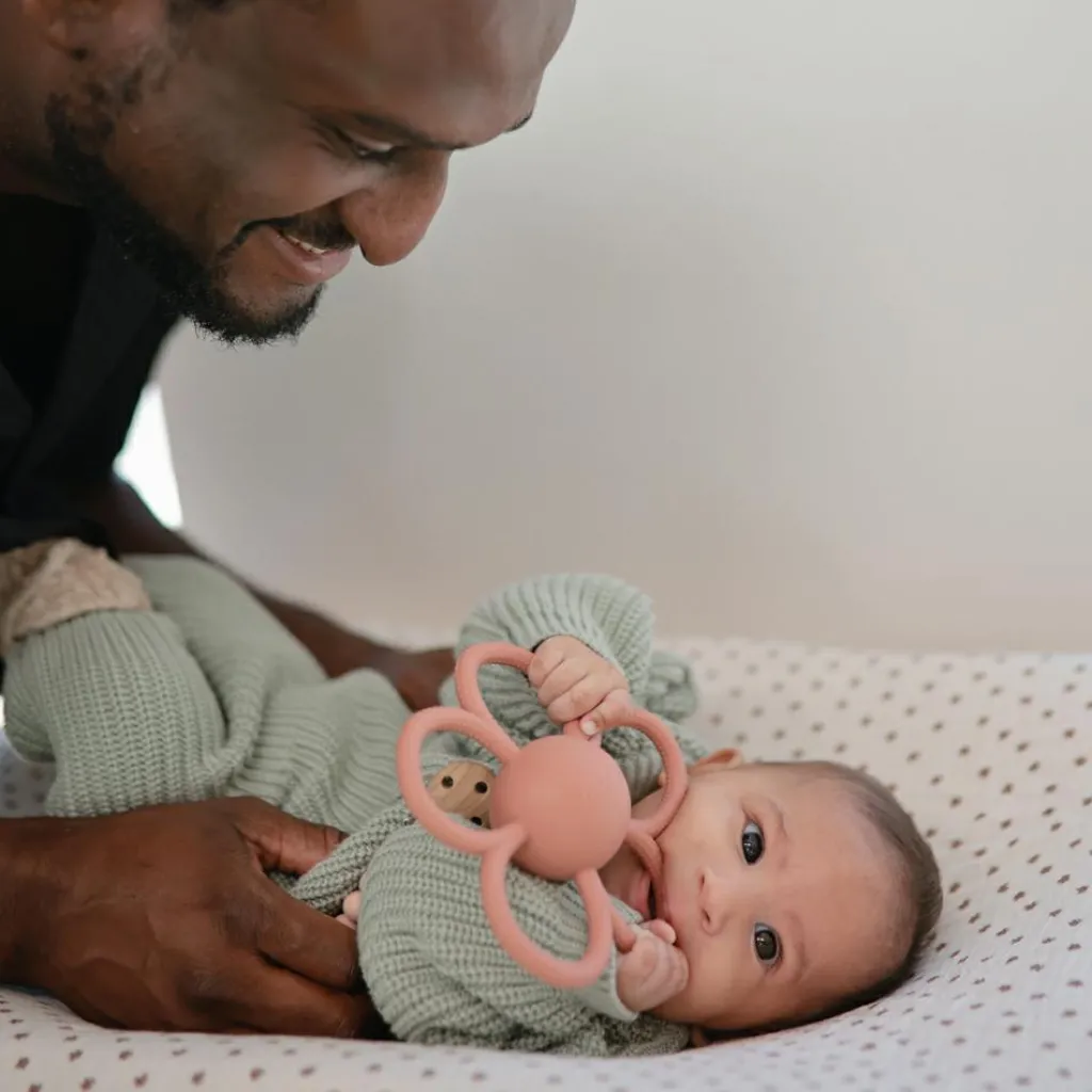 Sale Jouet de dentition en silicone Daisy Jouet / Anneau De Dentition