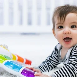 New Jouet musical et multilingue Glow & Discover Eveil Musical