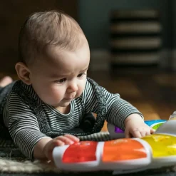 New Jouet musical et multilingue Glow & Discover Eveil Musical