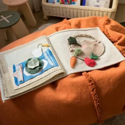 Sale Livre bébé en coton Cool kids eat healthy x Oli & Carol (30 x 27 cm) Livre Bébé En Tissu