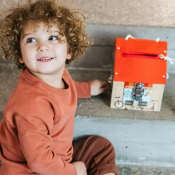 Discount Maison d'apprentissage à verrous Jeu De Motricité Fine