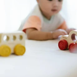 Clearance Mon petit bus en bois d'hévéa jaune Petites Voitures, Véhicules Et Circuits