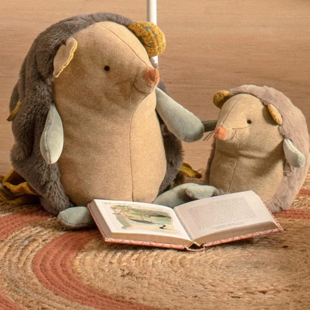 Peluche musicale Hérisson Trois petits lapins Peluche Musicale