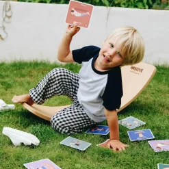Planche d'équilibre avec ses 10 cartes de Yoga Parcours De Motricité