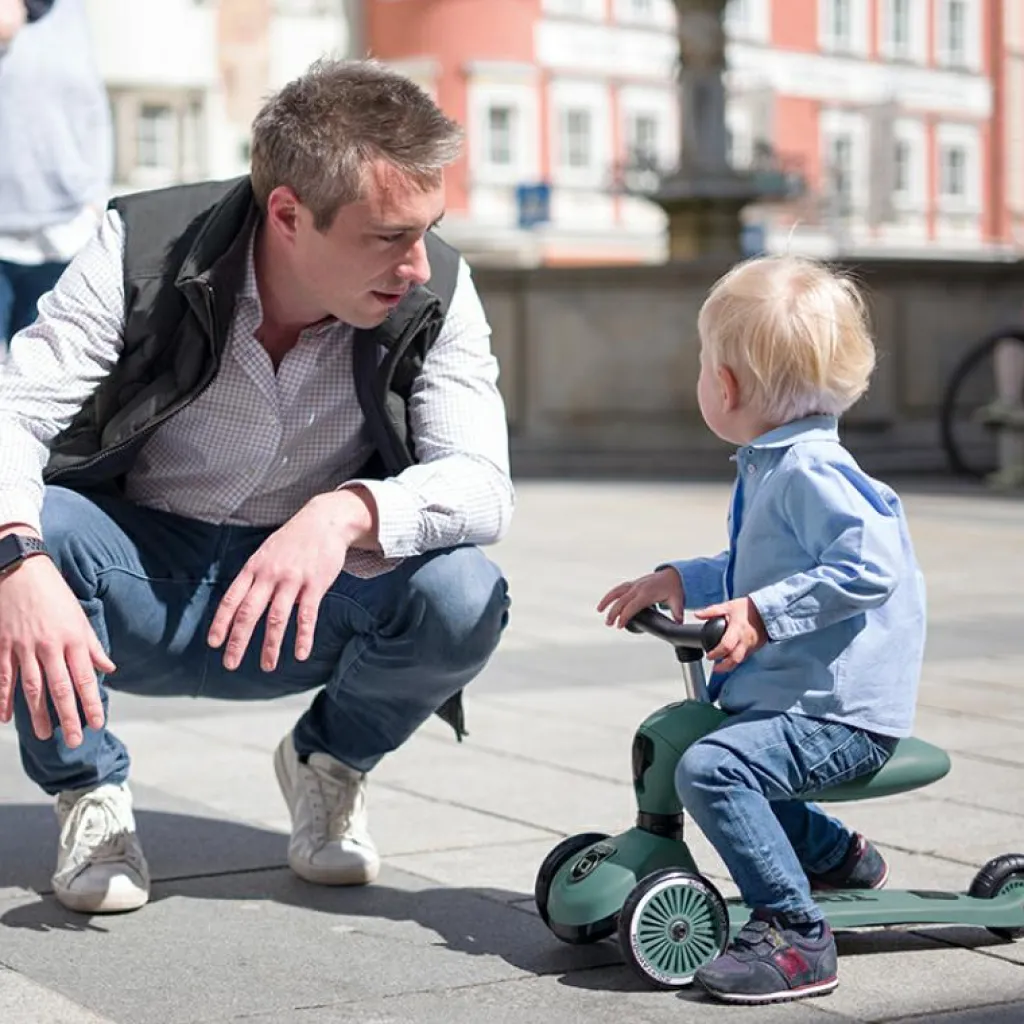 Outlet Porteur évolutif en trottinette Highwaykick 1 vert forêt - Reconditionné Porteur Évolutif En Trottinette