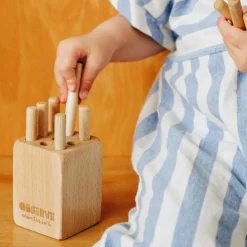 Discount Tourillon - Jeu en bois pour développer la motricité fine Jouet À Encastrer