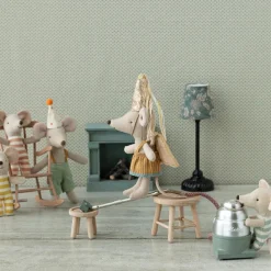 Discount Triplés Bébés Souris dans leur boîte assortie Figurines De Jeu